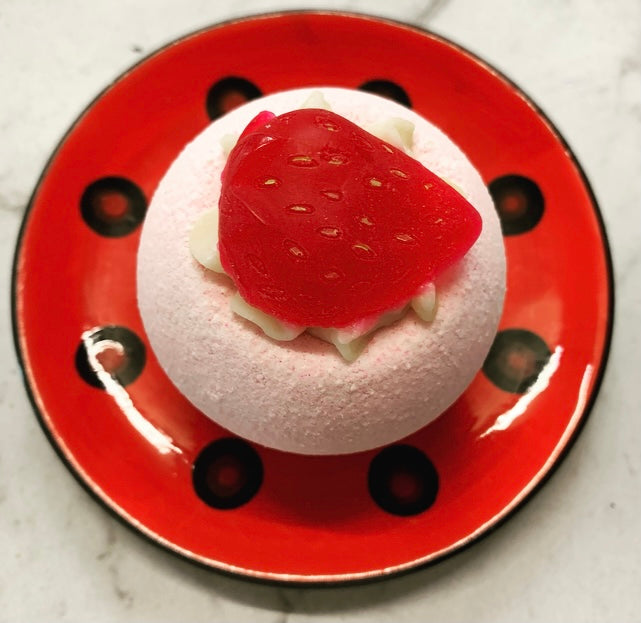 Strawberry Bathbomb with Soap Topper 160gms